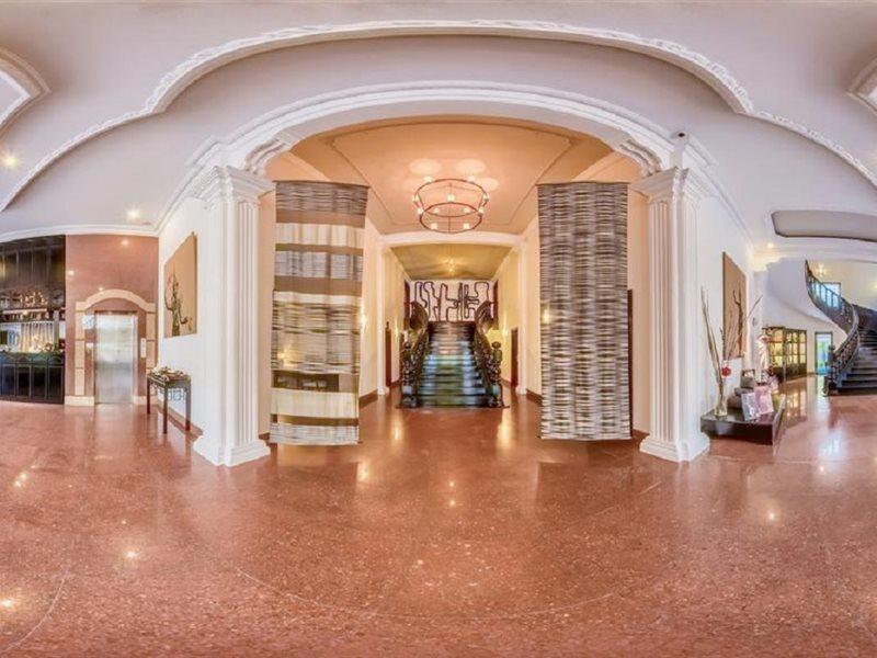 White Mansion 白色公馆 Otel Phnom Penh Dış mekan fotoğraf