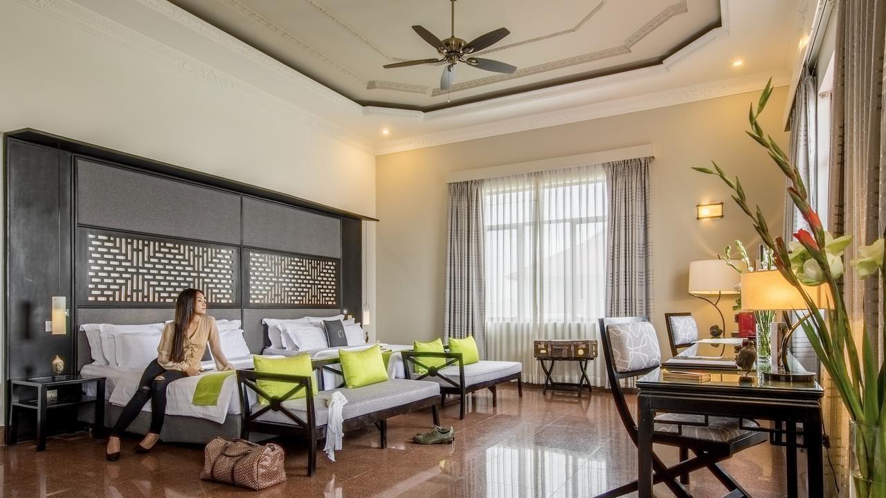 White Mansion 白色公馆 Otel Phnom Penh Dış mekan fotoğraf