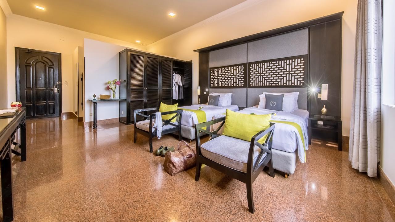 White Mansion 白色公馆 Otel Phnom Penh Dış mekan fotoğraf